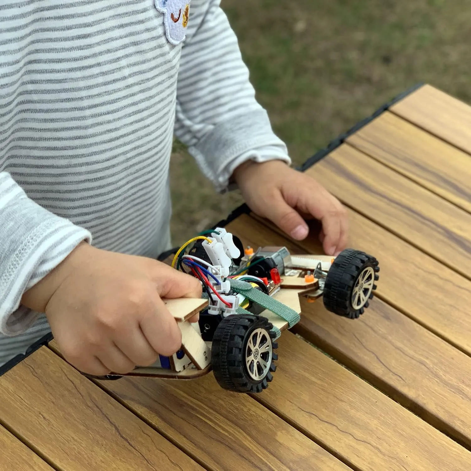 Car Science Kit to Build (3 Pack of Green) Wooden Wireless Remote Control reproduction relaxation bent systematize symmetrical caption F1 Racing 