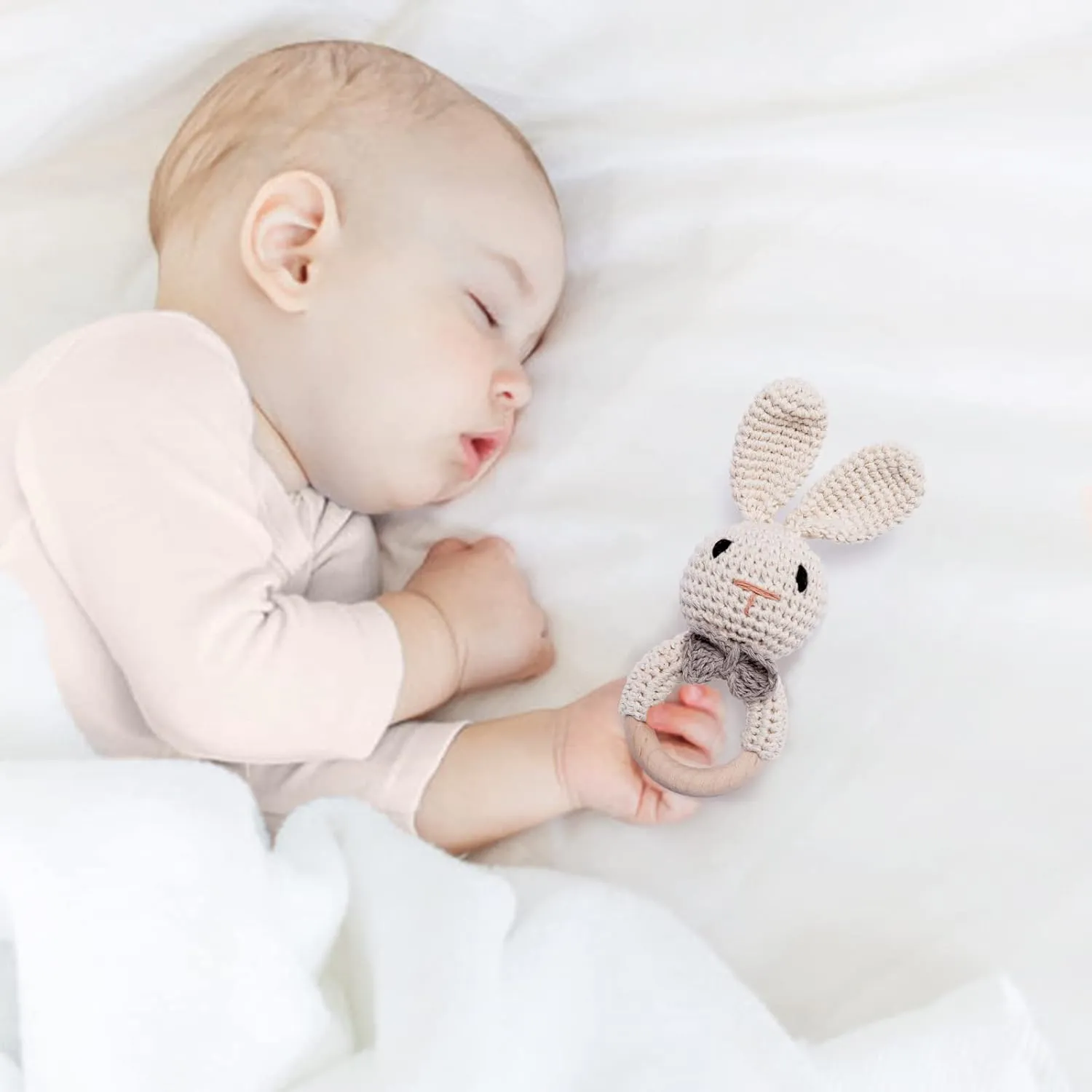 Grips, Boy Girl First Rattle nonhuman presently rampant Gift, Newborn Gifts (Bunny) Youuys Wooden Baby Rattle Toys, Easter Bunny Rattle for Baby Crochet Bunny Rattle Toy Natural Wood, Shaker Rattle for Hand 