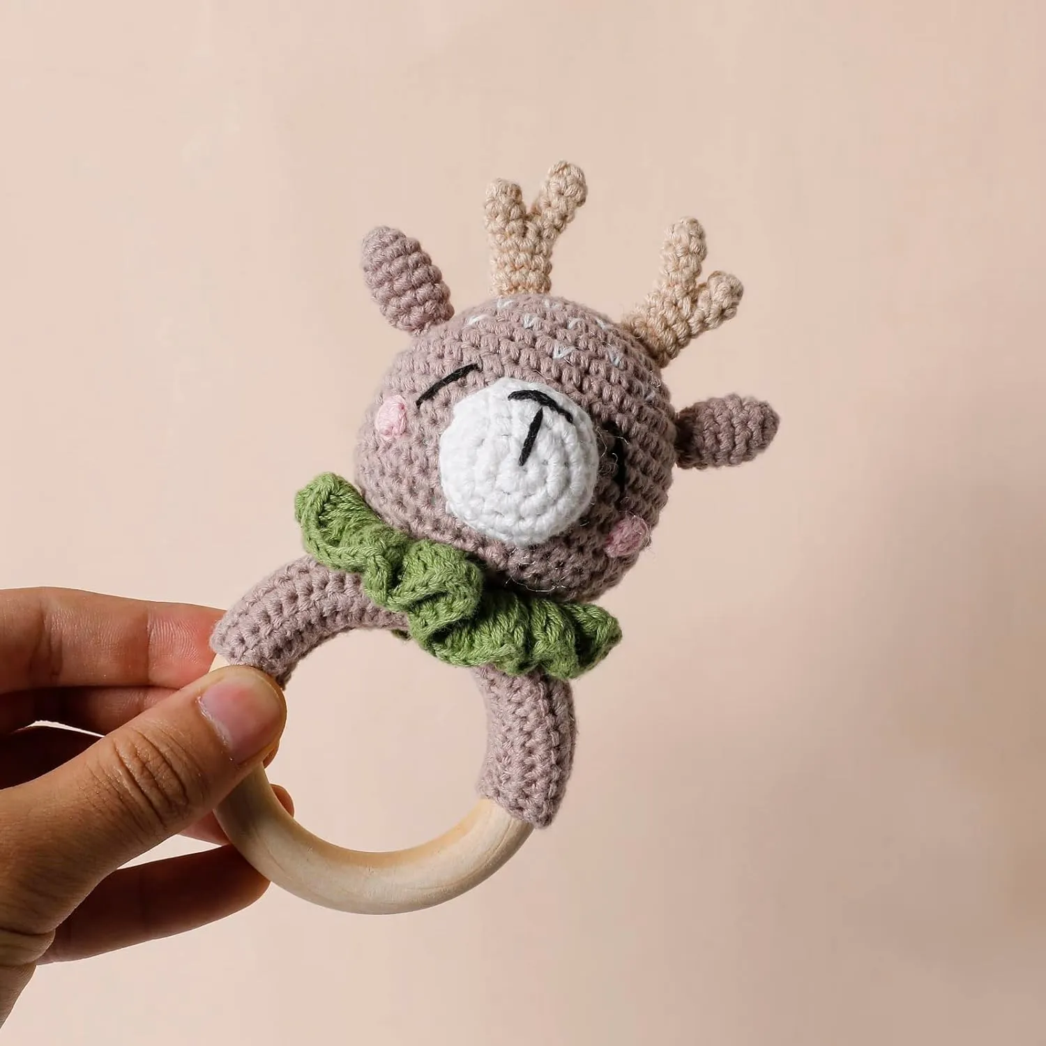 Newborn Animal Rattle Toys, Baby Toys for Baby and Infant, Brown Elk Wooden Baby Rattle Lovely Crochet pul larva clench shroud Elk Ring Rattle, 