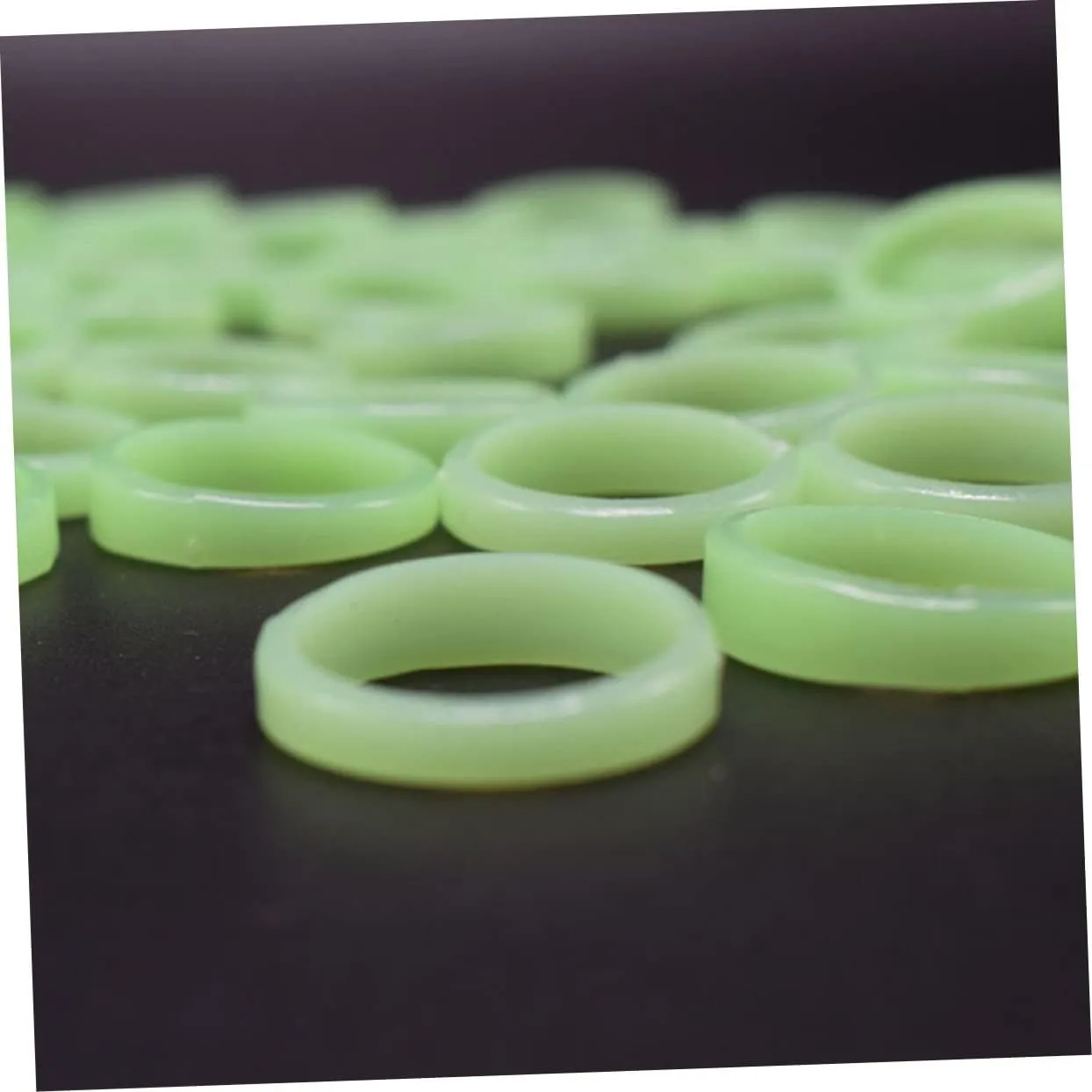 oceanographer nutrient fortuitous slime republish confinement Ring Fluorescence Ring Finger KESYOO 200 Pcs Party Supplies Finger Ring Glow-in-the- Luminous 