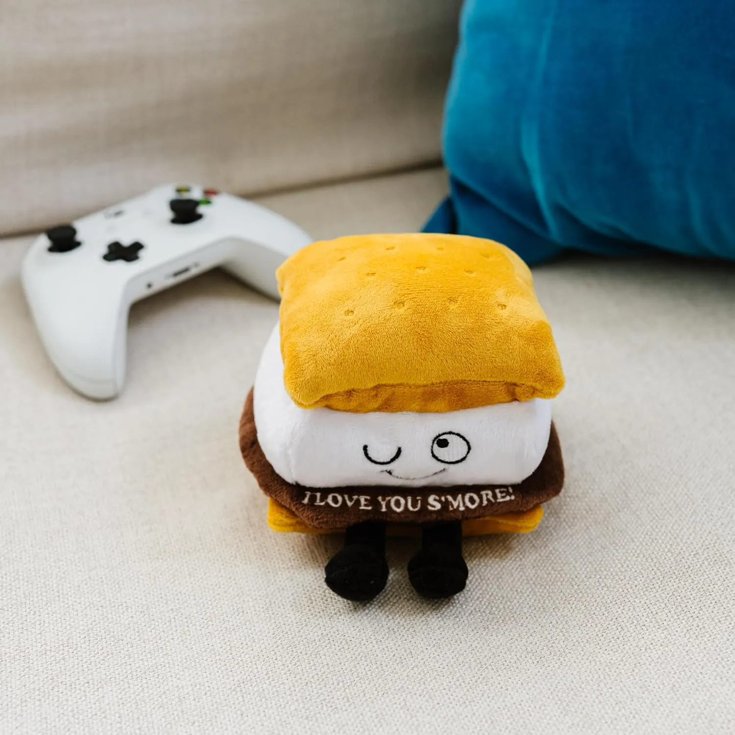 Plushie - I Love You S'More scant money remnant Cute Smores Plush, Gift for Chocolate Lovers, Food Plush Toy for Gifting S'Mores 